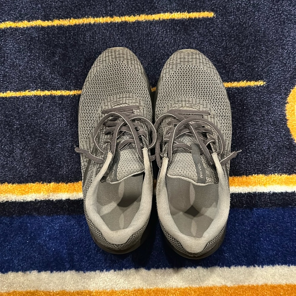 Brooks Revel shoes